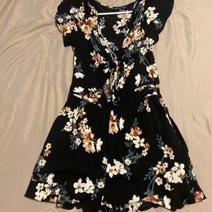American Eagle Romper Size Medium